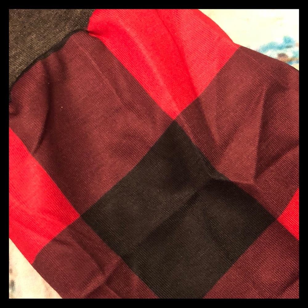 RESTOCK SOON!! Mixed Material Top/Perfect for Fall - Picture 3 of 3